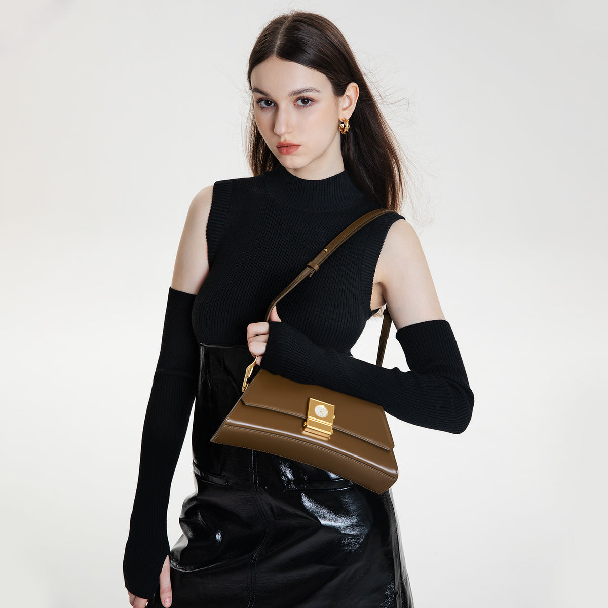 Olivia Shoulder Bag