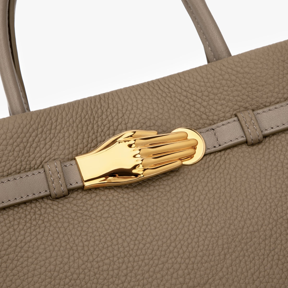 Arlette Tasche